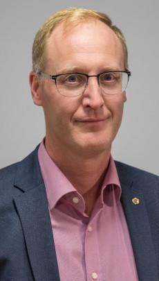 Dr. Torben Raeth